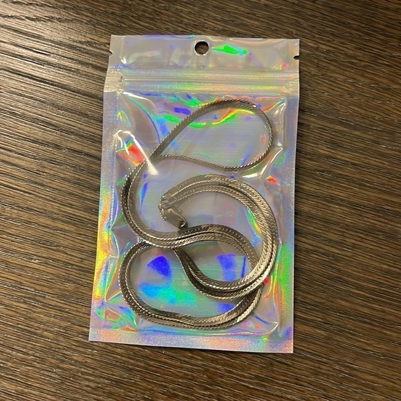 Claire’s silver tone smooth snake chain necklace 14” wearable length - Picture 5 of 5